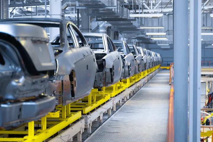 Industrieflächenheizung in Produktionshallen mit hohem Wärmebedarf